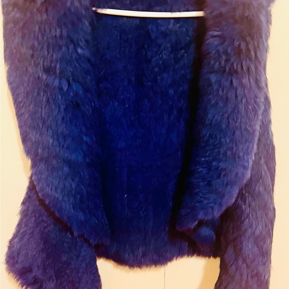 Real Rabbit Fur Vest - NWOT - Picture 4 of 4